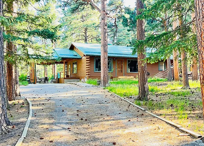 Cozy Cabin On The Creek