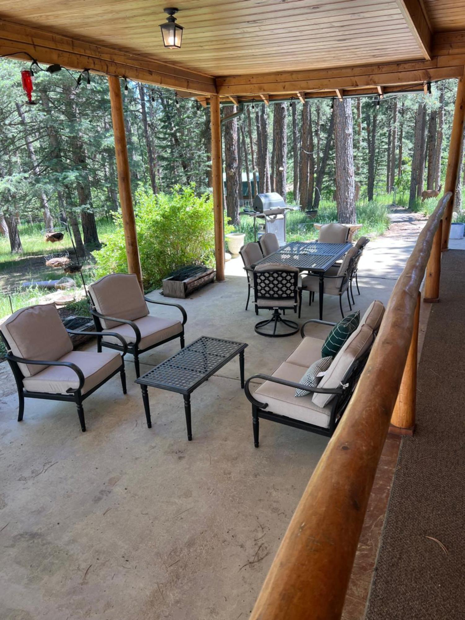 Cozy On The Creek Holiday home *
